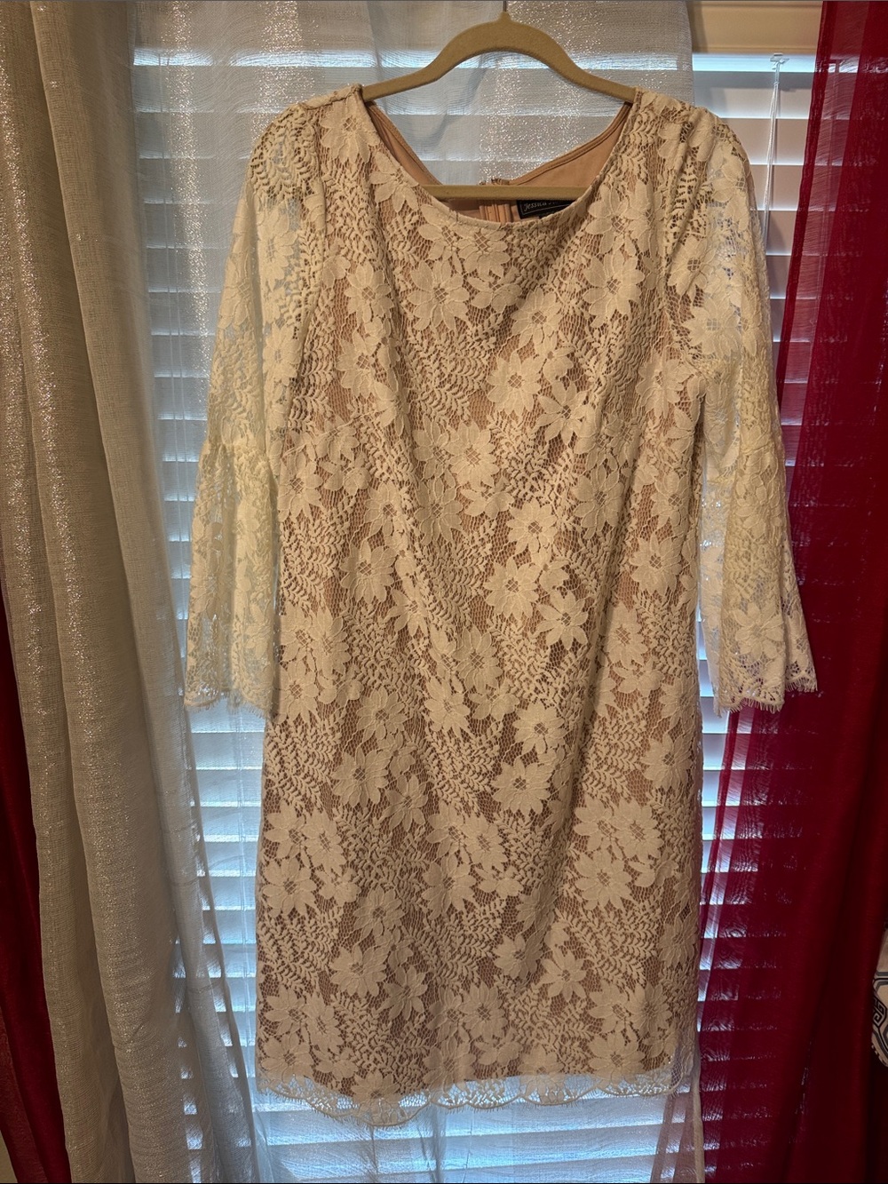 Jessica Howard Ivory Lace Sheath Dress with Nude Lining